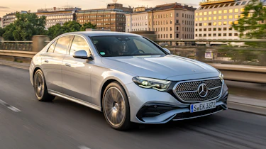 Mercedes E-Class - front tracking
