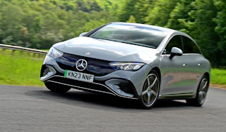 Mercedes EQE 300 - front cornering