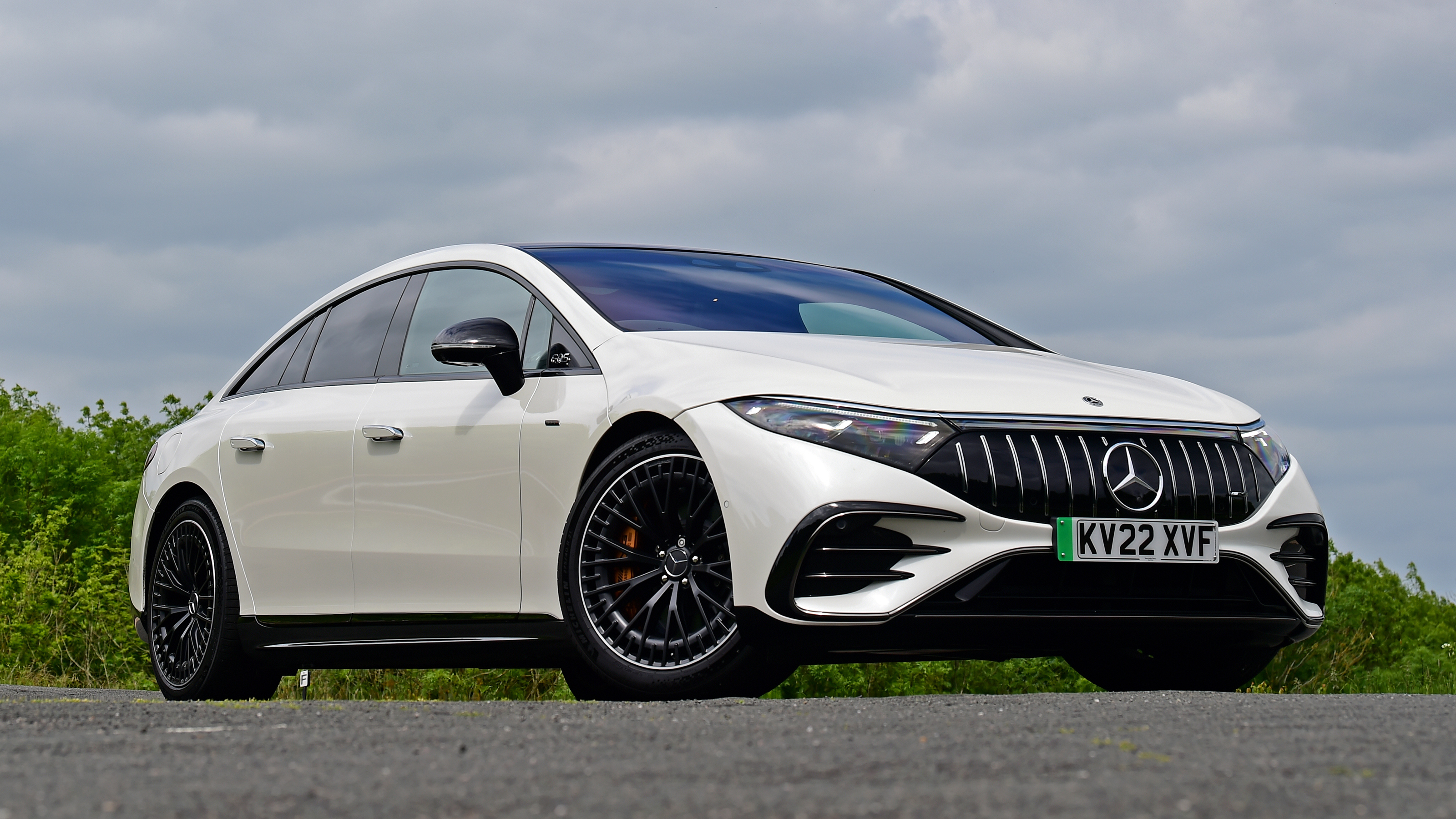 Mercedes-AMG EQS 35 - front static