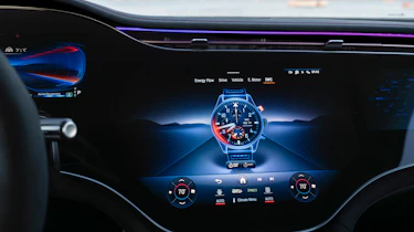 Mercedes-AMG EQE SUV - screen