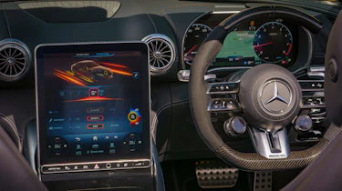 Mercedes-AMG SL 43 - dashboard