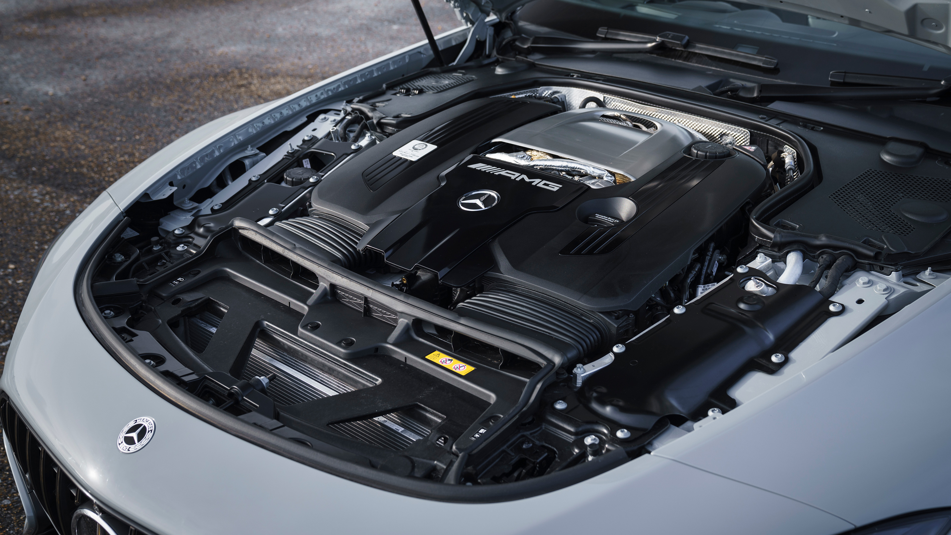Mercedes-AMG SL 63 - engine bay