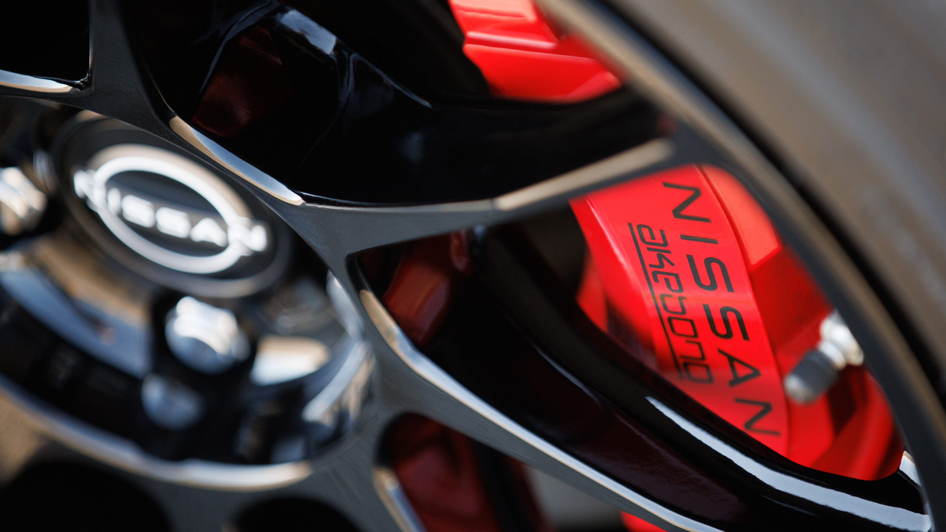 Nissan Z Nismo - brake caliper