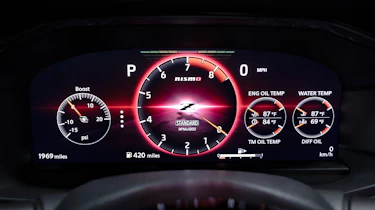 Nissan Z Nismo - dashboard screen