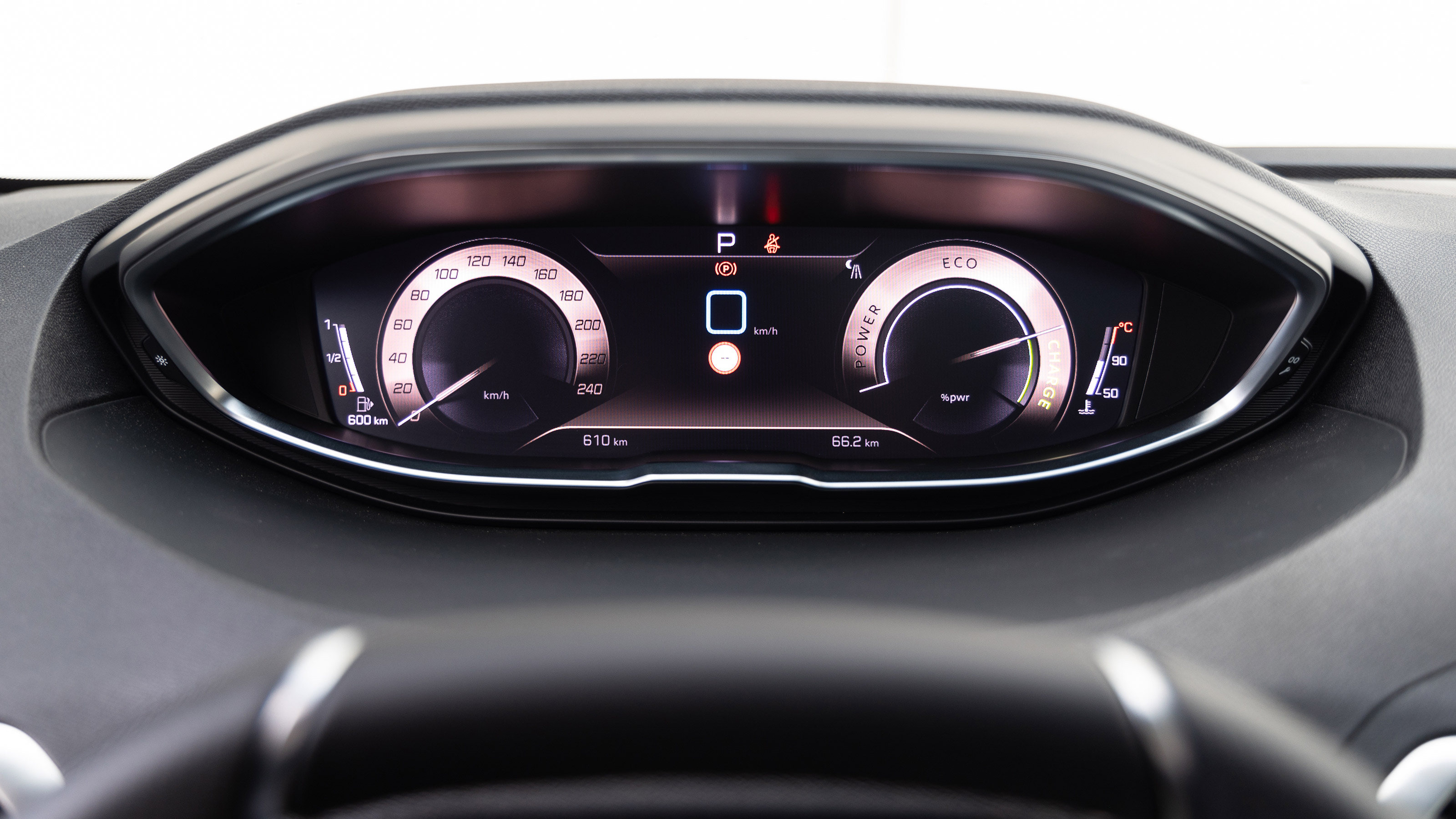 Peugeot 3008 MHEV - dials