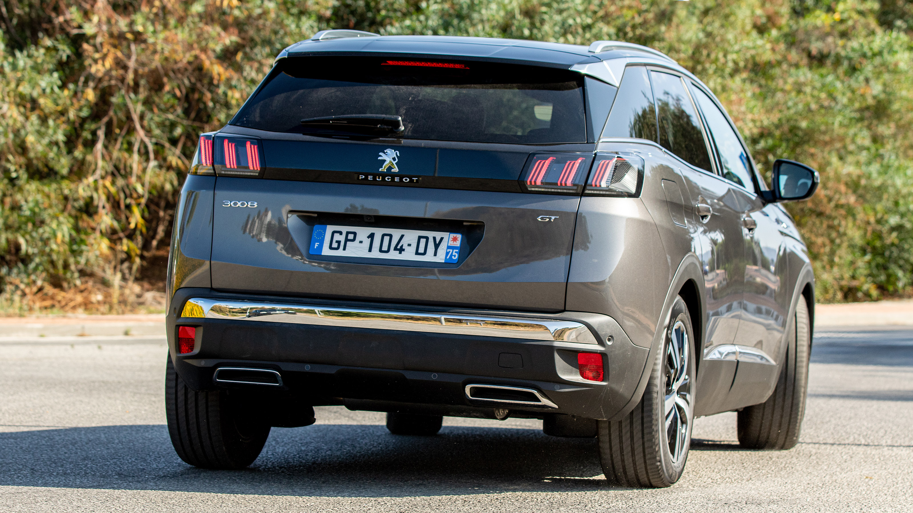 Peugeot 3008 MHEV - rear