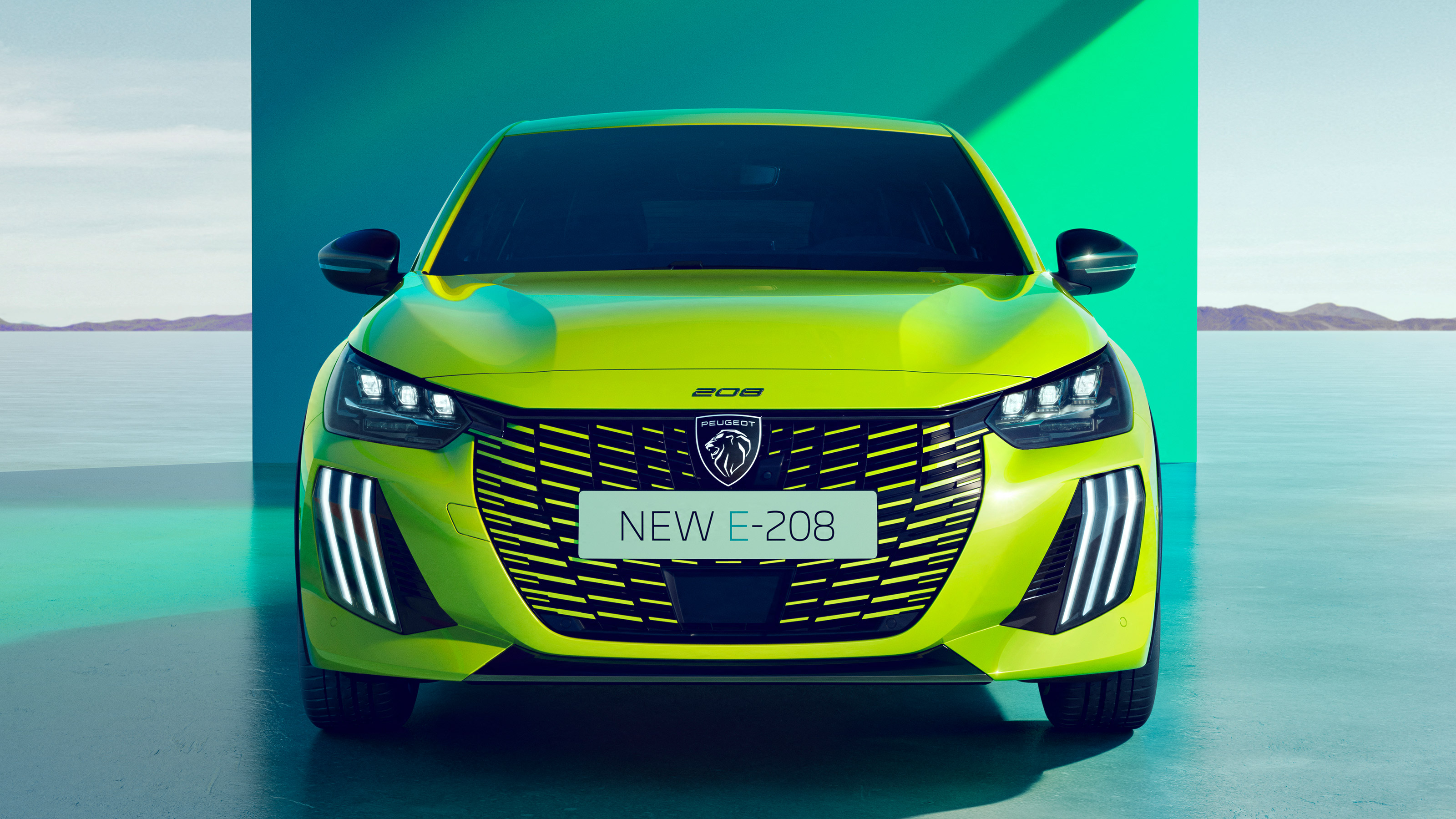 Peugeot e-208 - full front