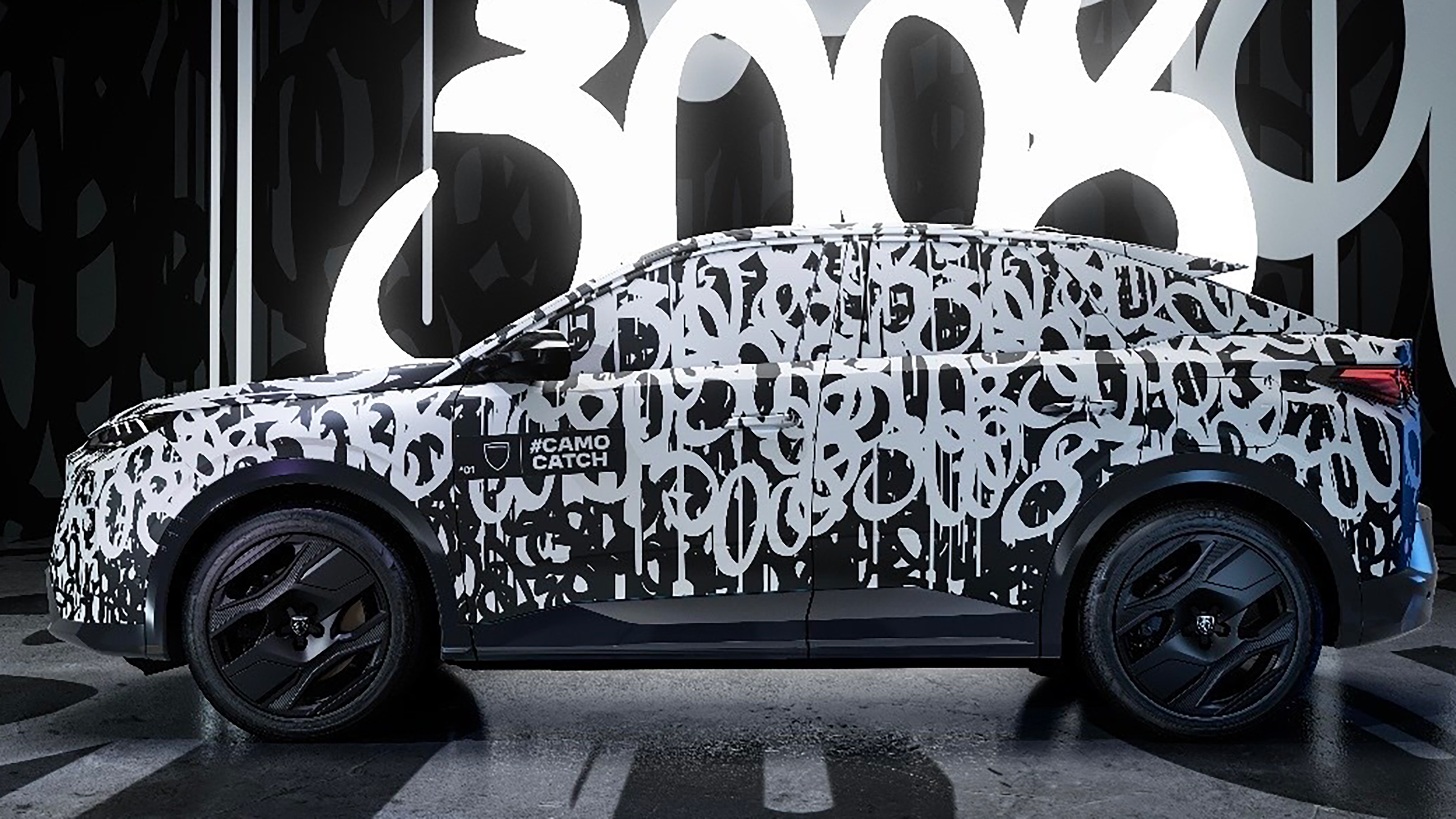 Peugeot e-3008 camo catch 3 - side