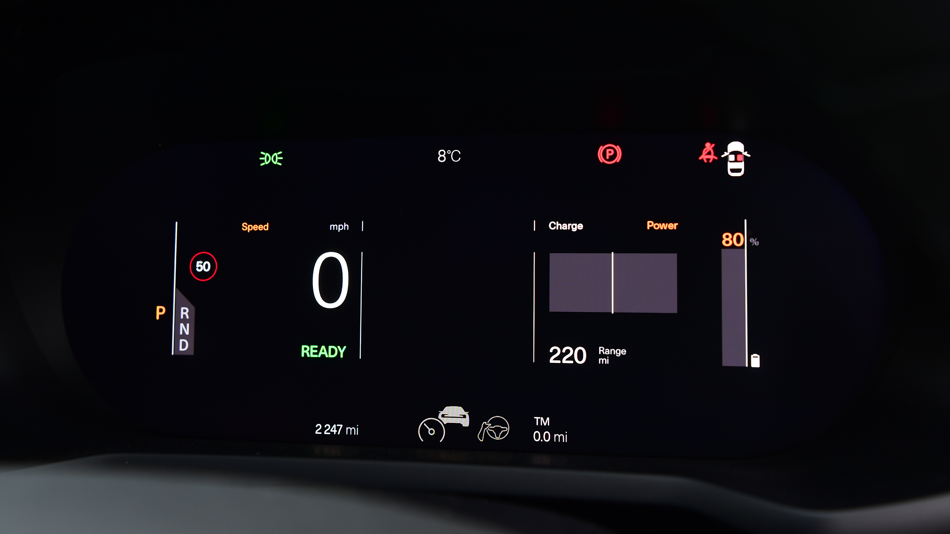 Polestar 2 - digital driver's display