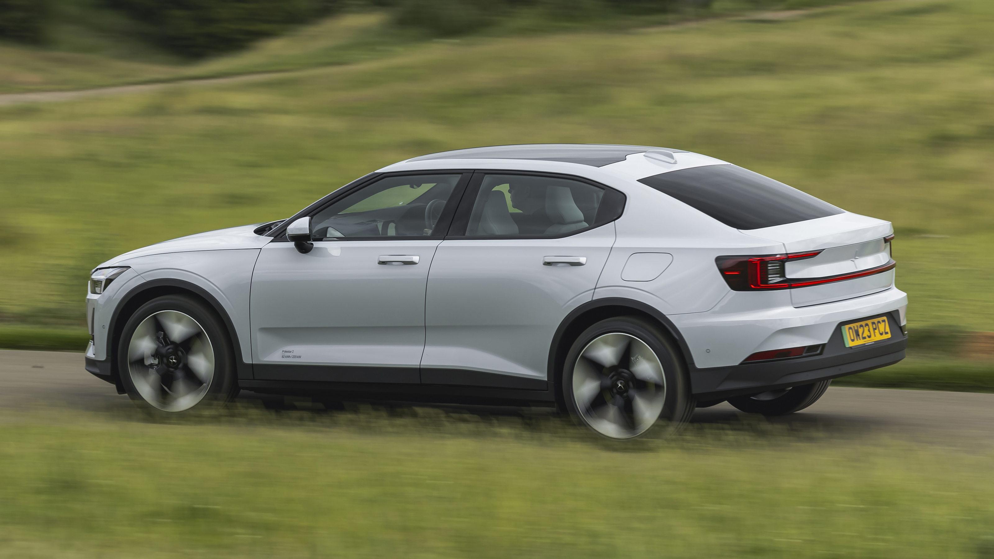 Polestar 2 - side tracking