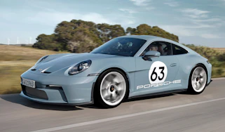 Porsche 911 ST - front