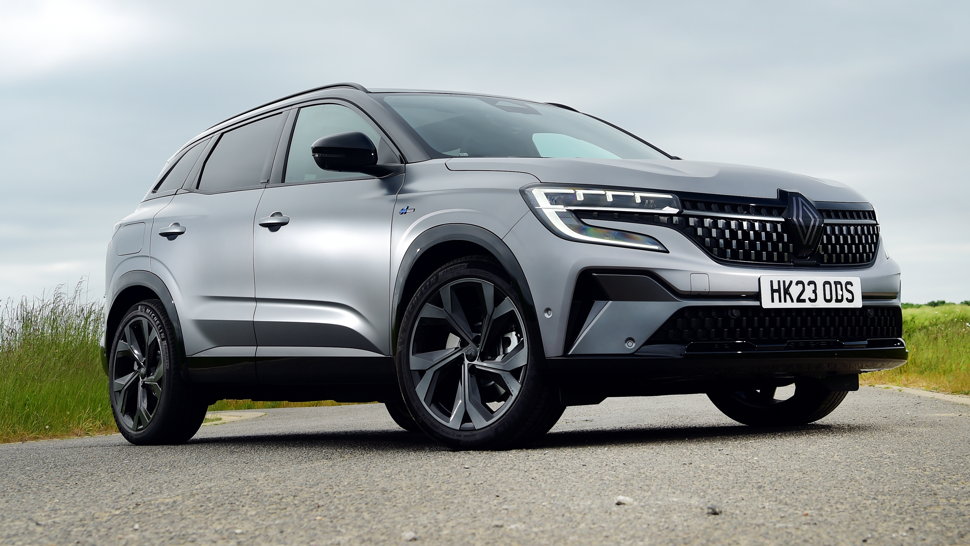 Renault Austral - front static