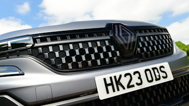 Renault Austral - front grille