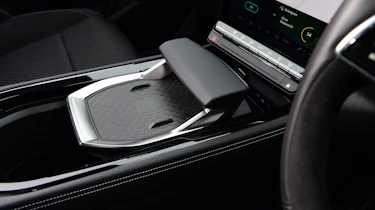 Renault Austral - gear selector