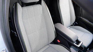 Renault Megane E-Tech - front seats