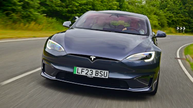 Tesla Model S - full front
