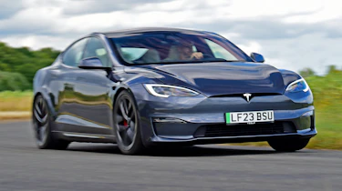 Tesla Model S - front cornering