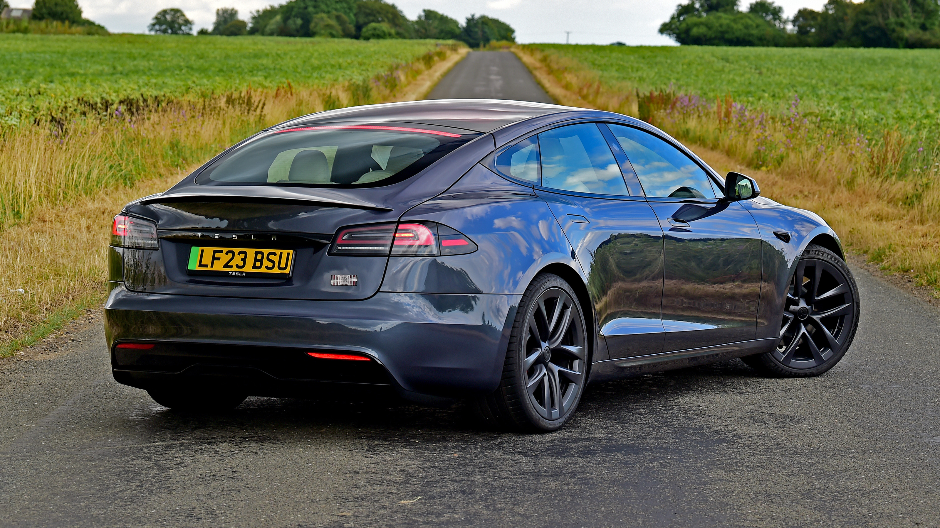 Tesla Model S - rear static