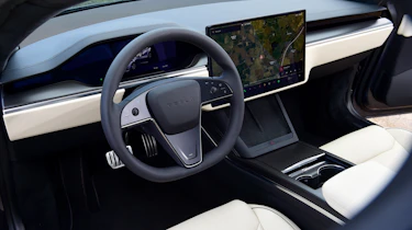 Tesla Model S - interior