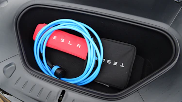 Tesla Model S - frunk