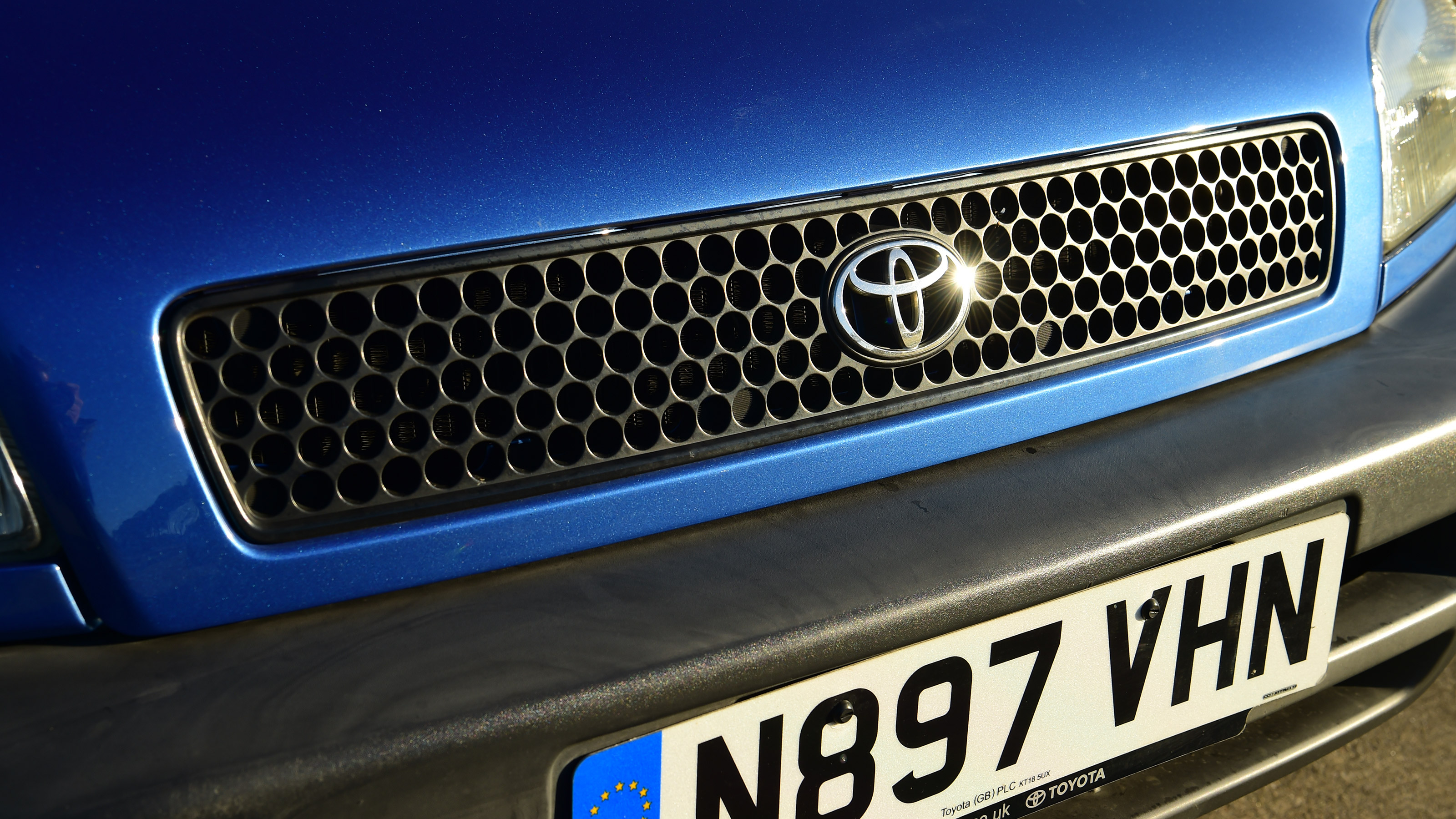 Toyota RAV4 Mk1 icon - grille