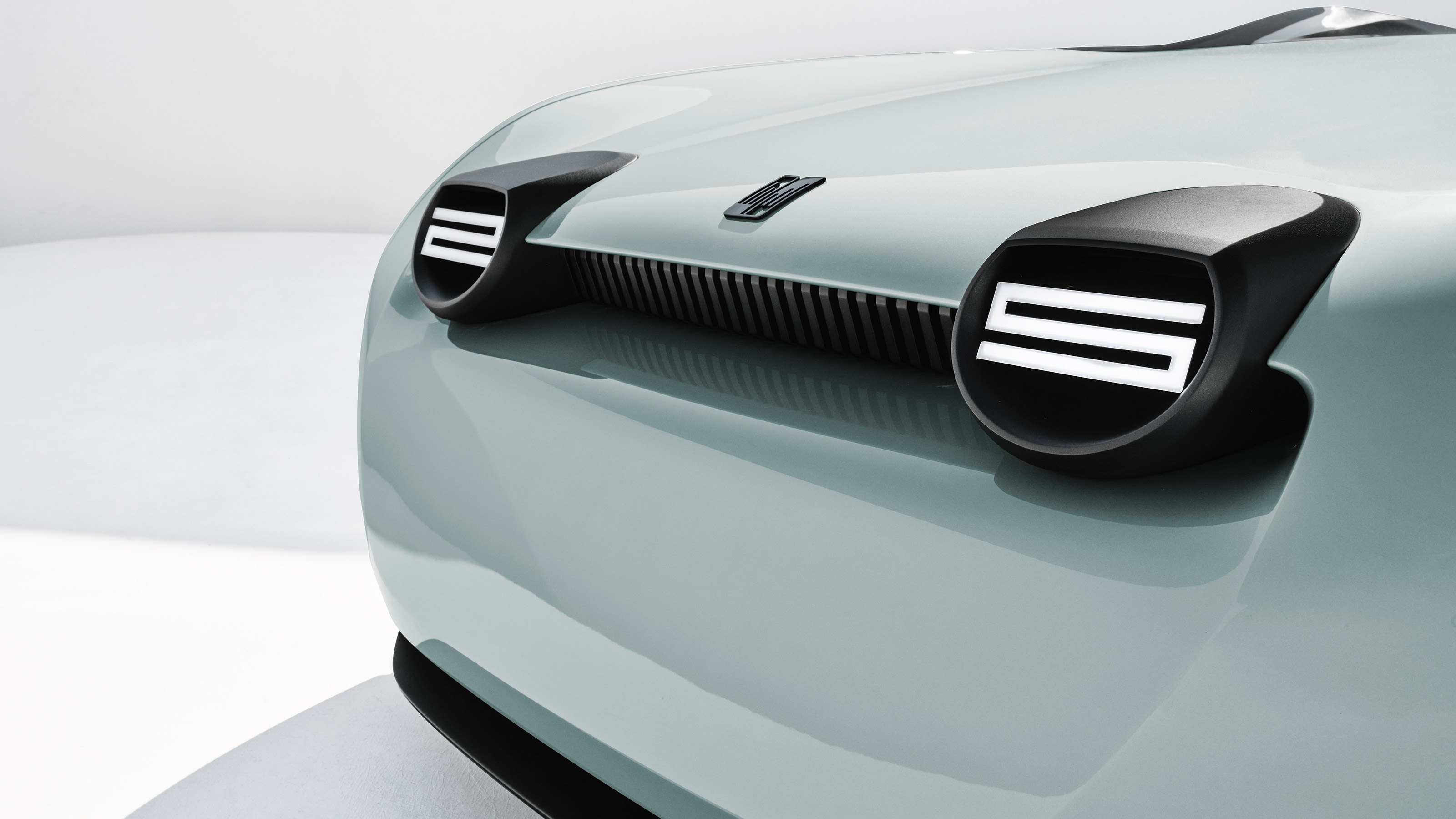 Triumph TR25 by Makkina concept - front detail