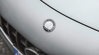 Mercedes-AMG GT - front badge