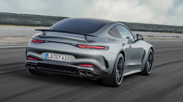 Mercedes-AMG GT - rear tracking