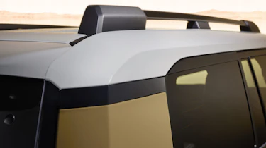 Toyota Land Cruiser (beige) - roof rack