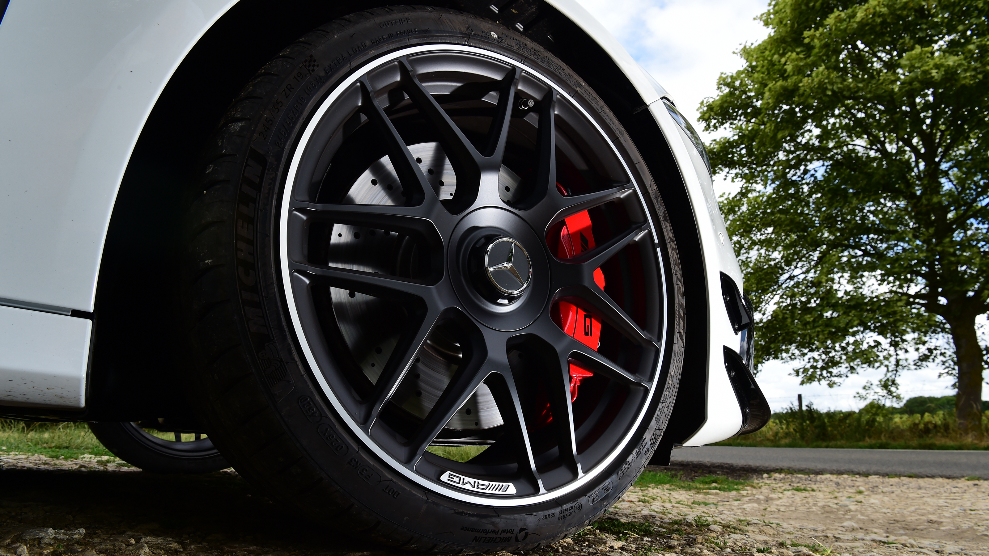 Mercedes-AMG A 45 S - wheel