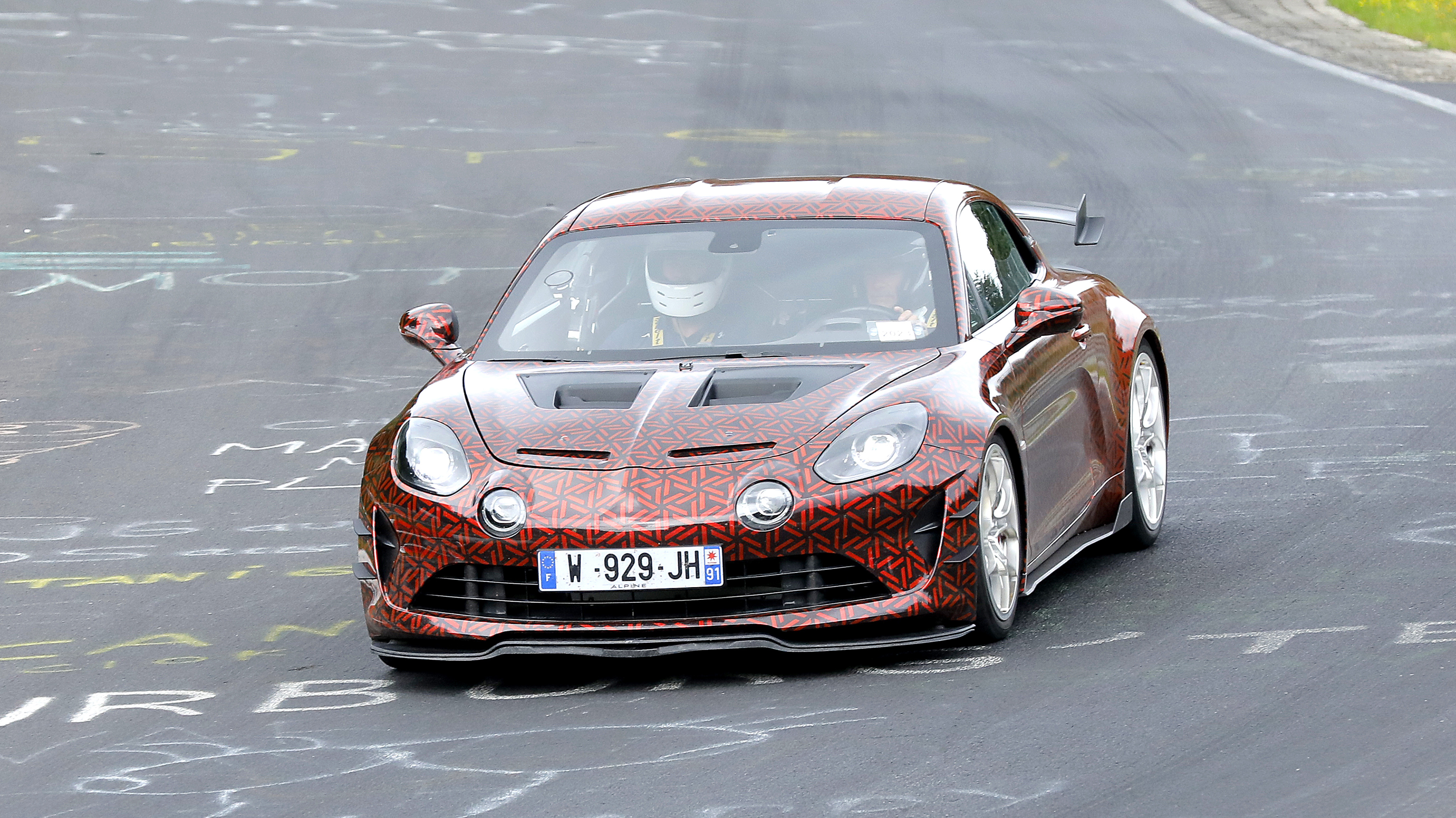Alpine A110 Extreme - front cornering