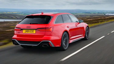 Audi RS 6 Performance - rear tracking