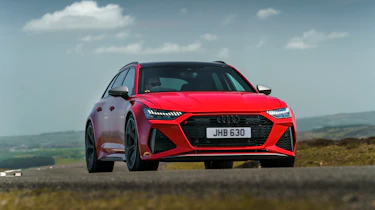 Audi RS 6 Performance - front cornering