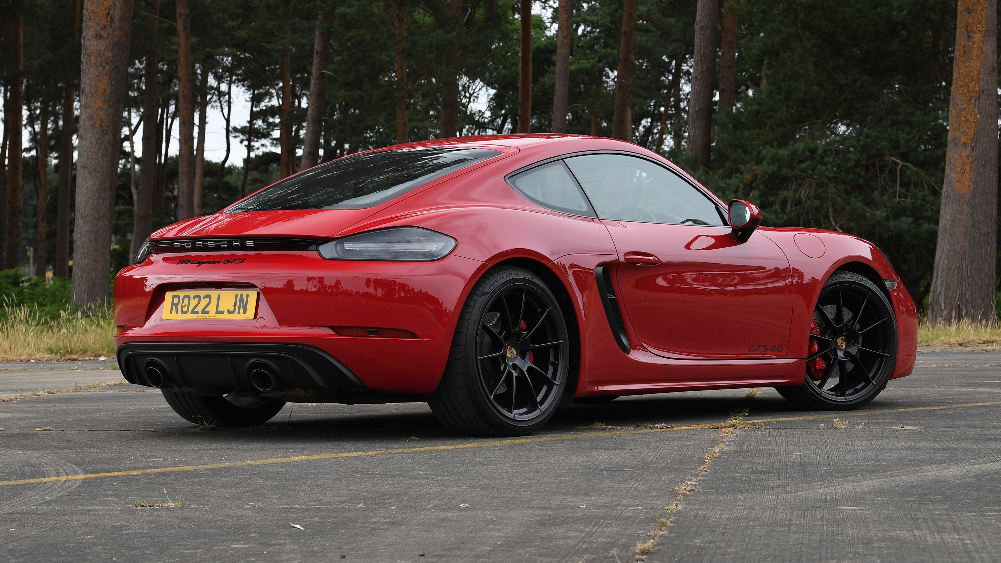 Porsche 718 Cayman GTS - rear static