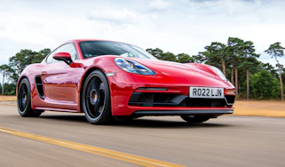 Porsche 718 Cayman GTS - front action