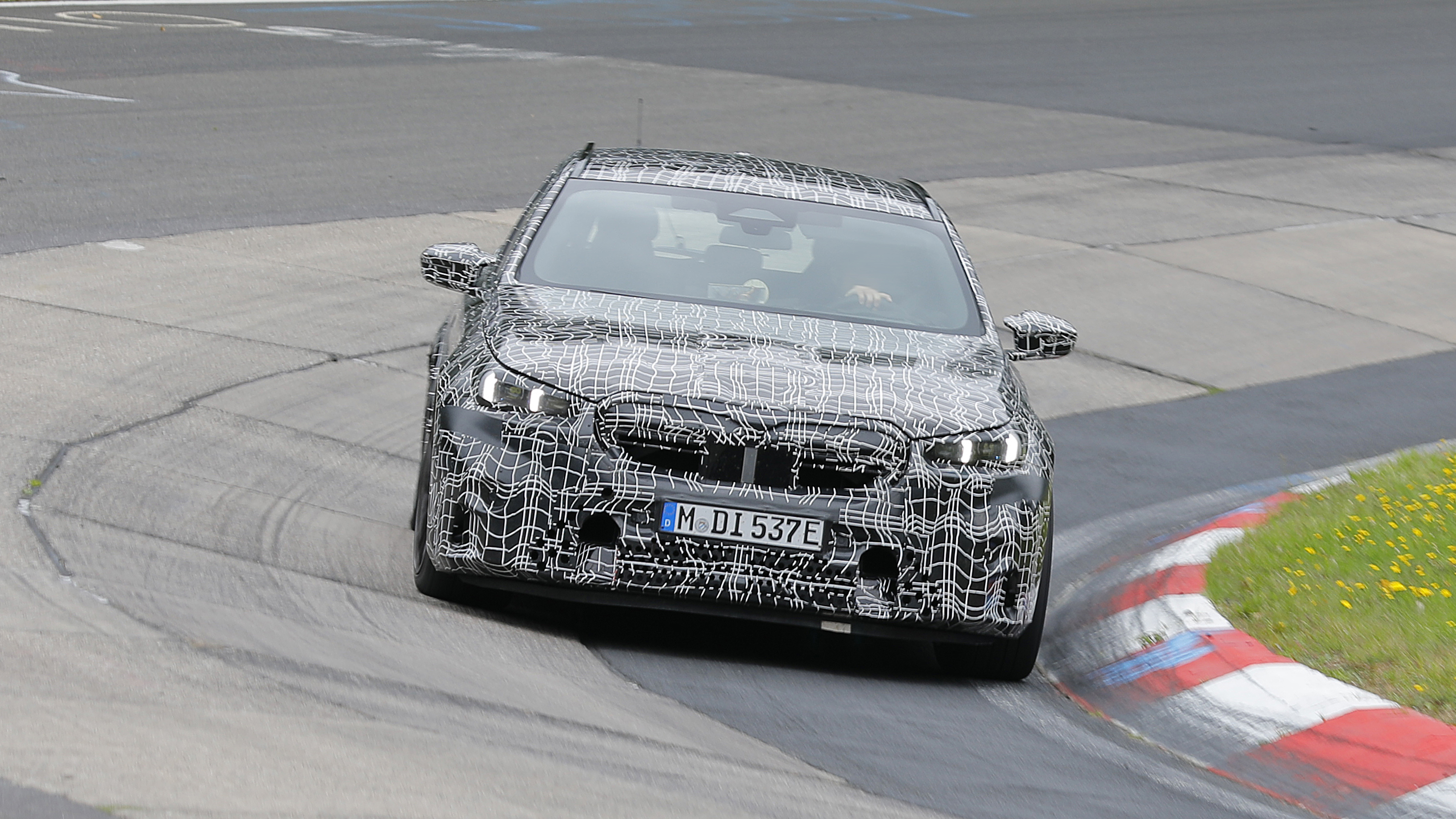 BMW M5 Estate - corner