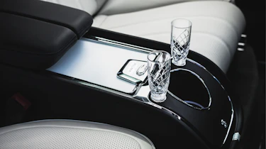 Bentley Bentayga EWB Mulliner - rear centre console with glassware