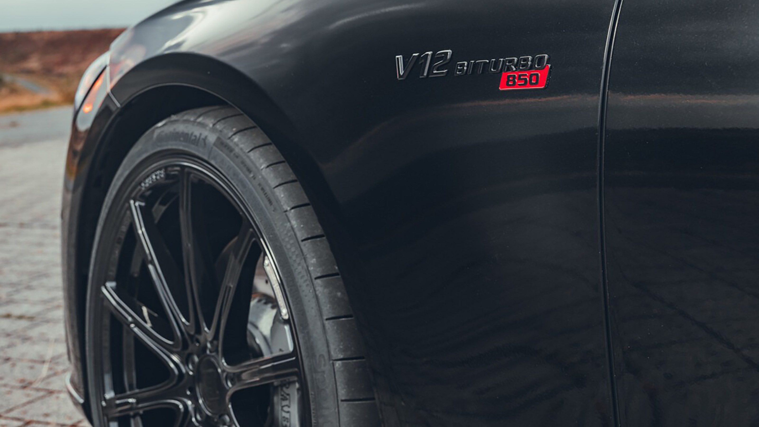 Brabus 850 - front nearside wing