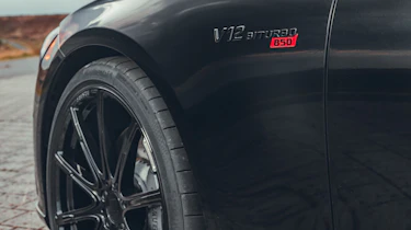 Brabus 850 - front nearside wing