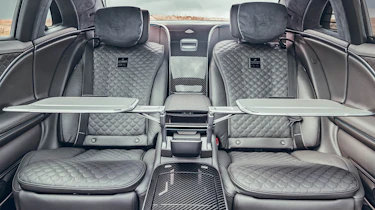 Brabus 850 - rear seats with traytables