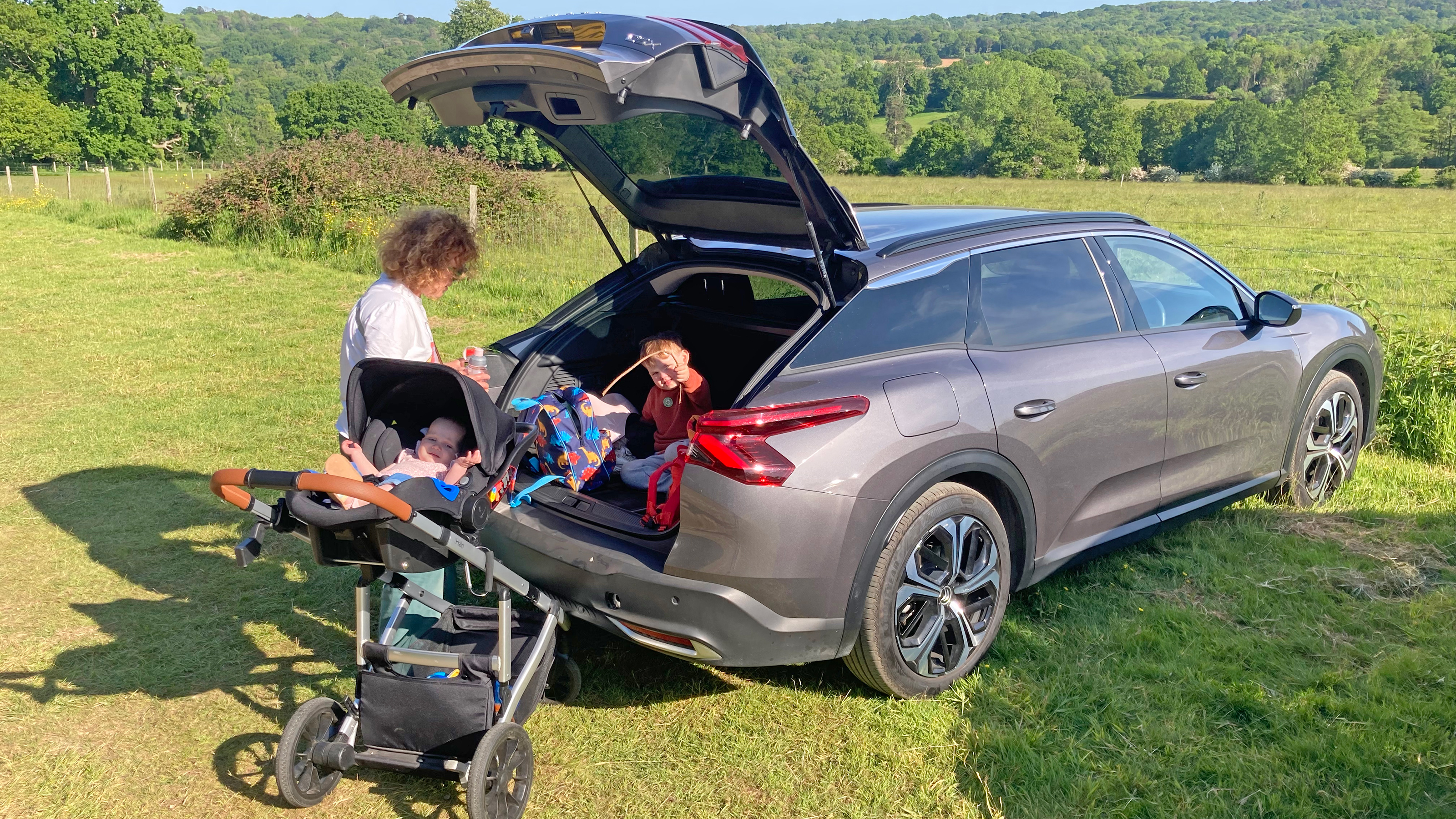 Citroen C5 X - loading boot