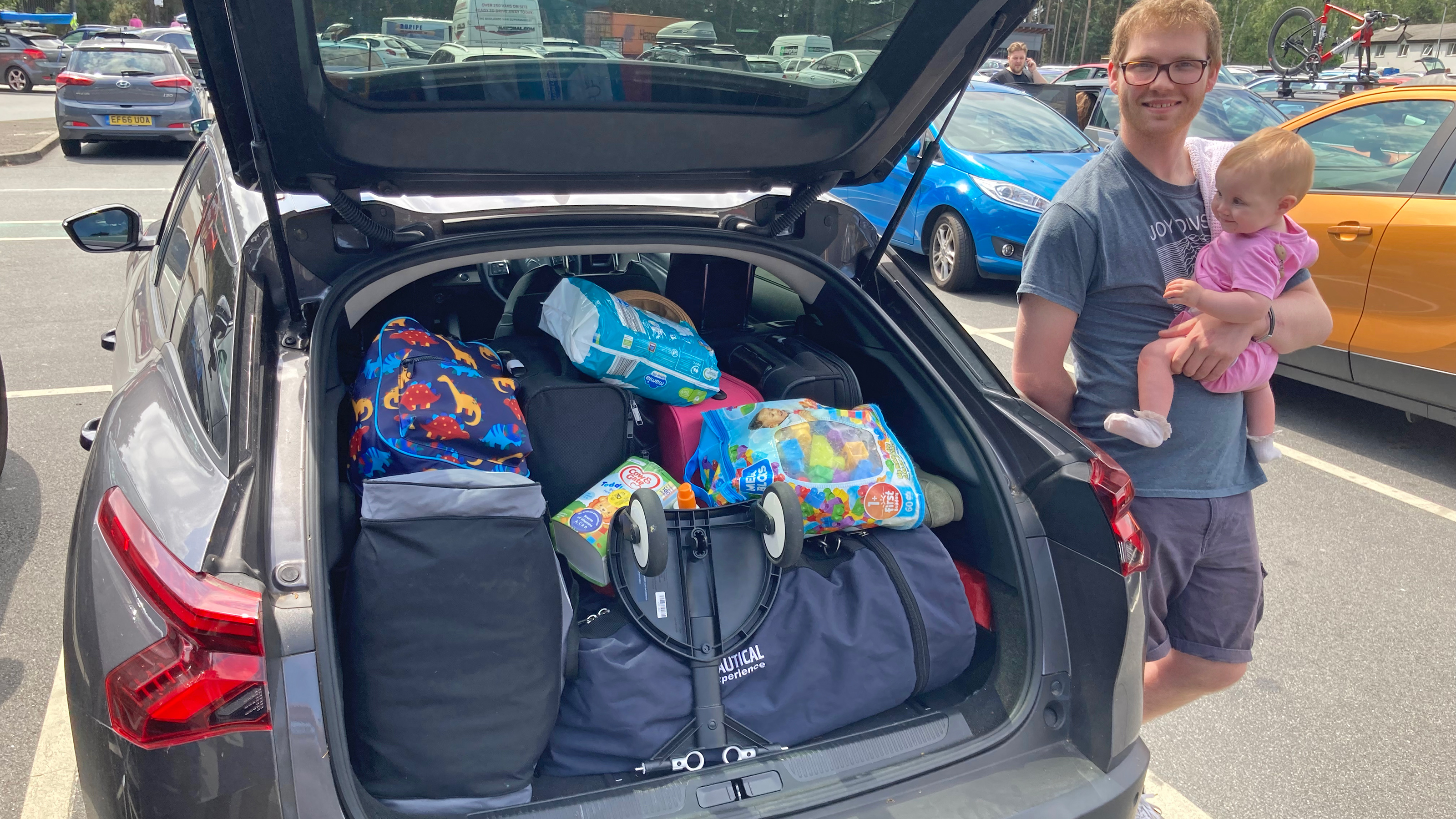 Citroen C5 X with boot fully-loaded