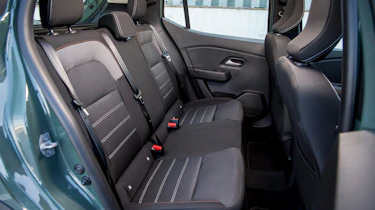 Dacia Sandero Stepway - rear seats