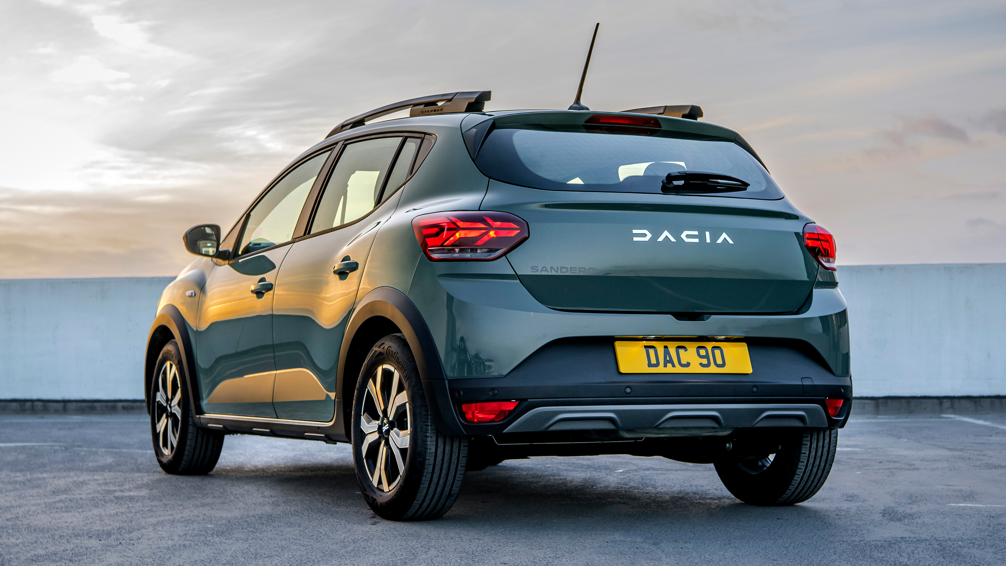 Dacia Sandero Stepway - rear static