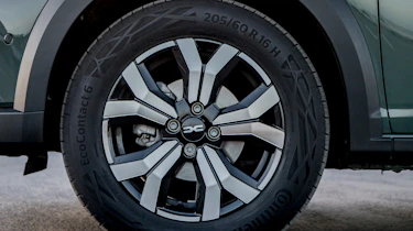 Dacia Sandero Stepway - wheel