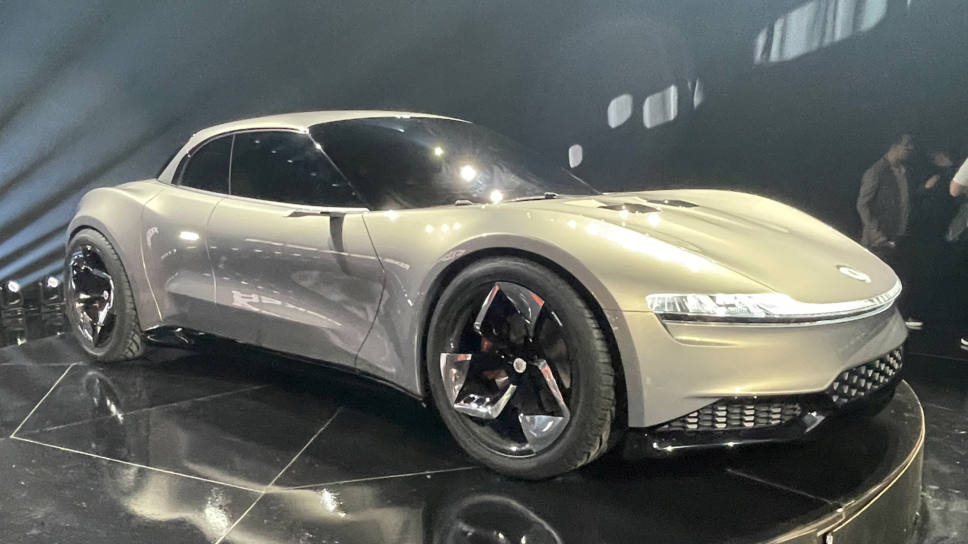 Fisker Ronin - front/offside static