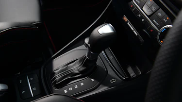 Ford Puma ST Powershift - gear selector