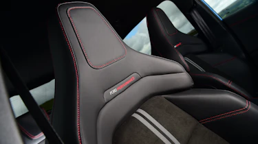 Ford Puma ST Powershift - front seats
