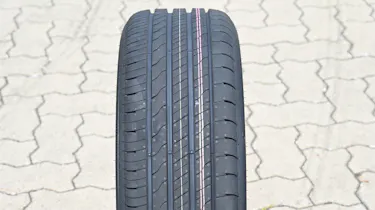 Goodyear EfficientGrip Performance 2