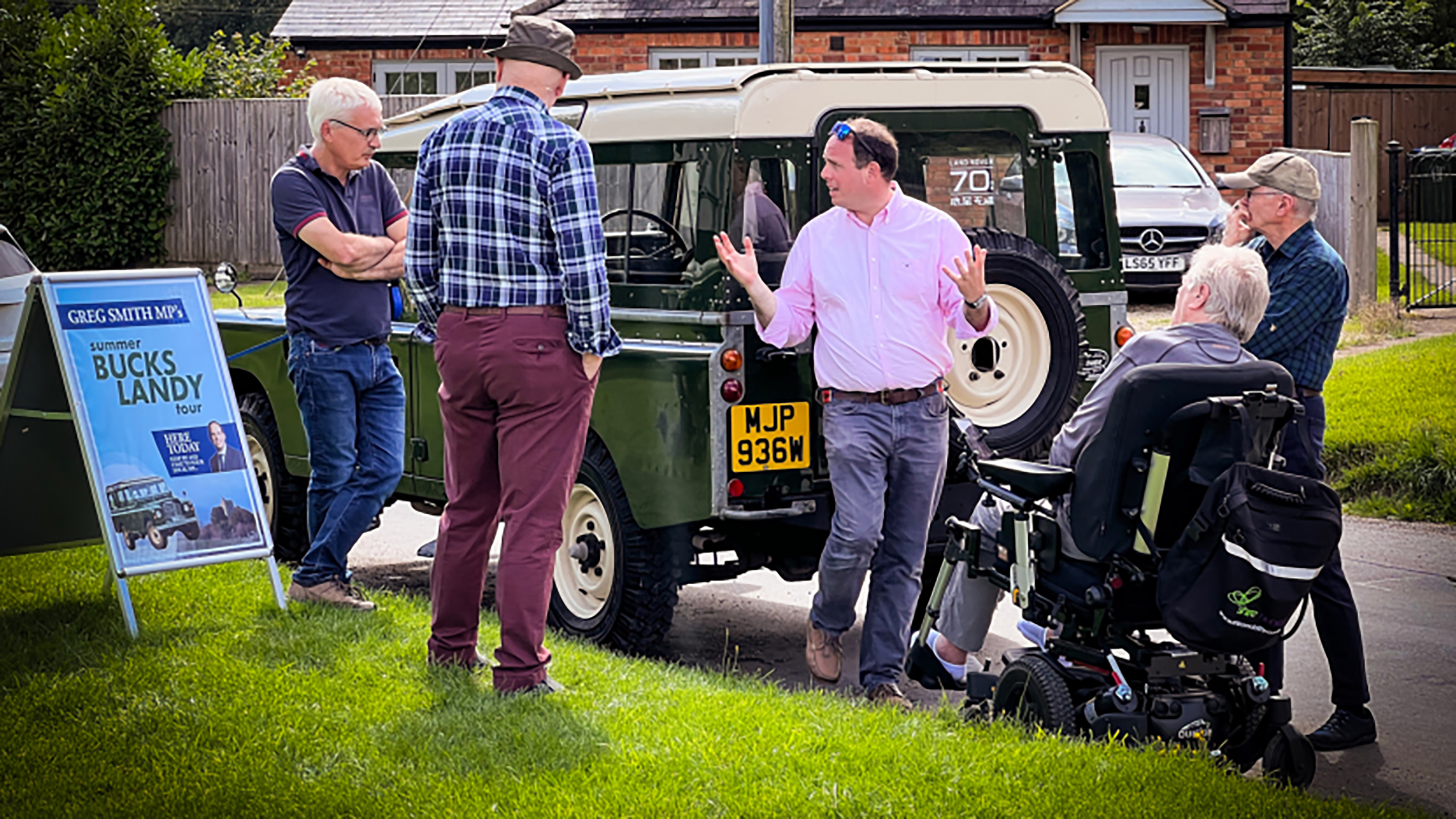 Conservative MP Greg Smith talking to constituents